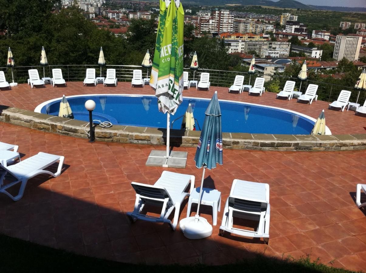 Park Hotel Stratesh Lovech Exteriör bild